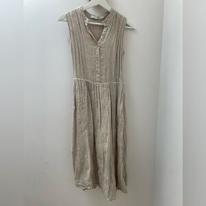7115 by Szeki Linen Dress.